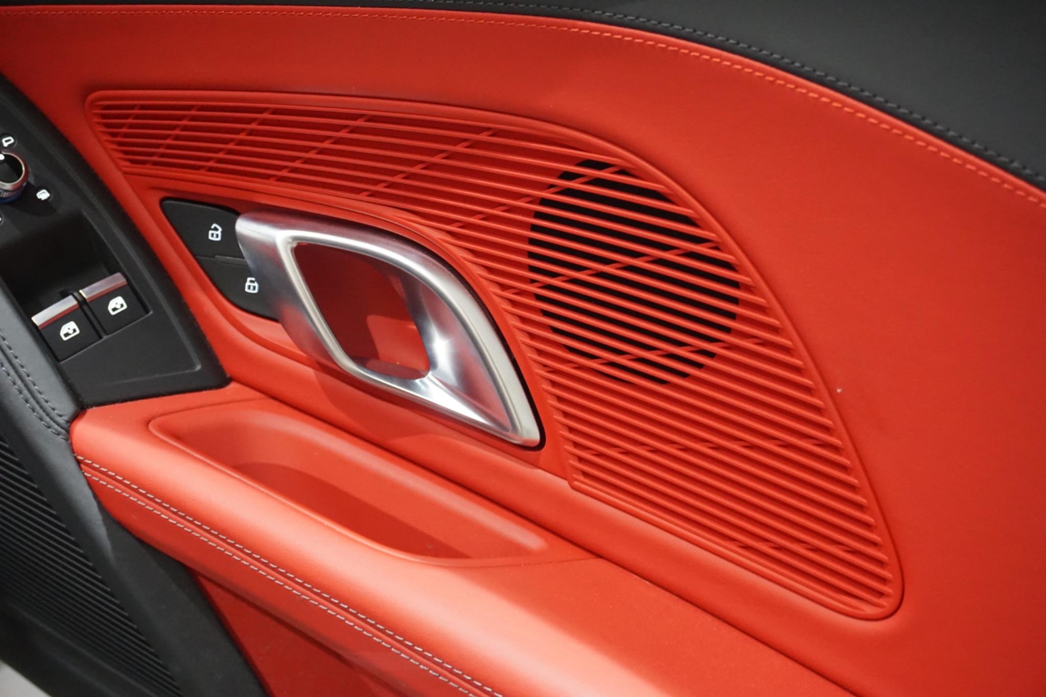 Audi R8 5.2 FSI V10 Performance Edition S Tronic quattro Euro 6 (s/s) 2dr